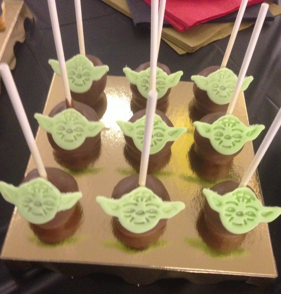 pop cake yoda