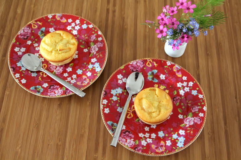 Mini clafoutis au lait ribot et aux pommes