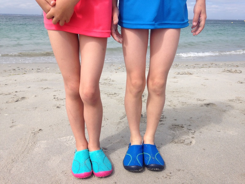 Lycras anti-UV et aquashoes enfant Tribord (via wonderfulbreizh.fr)