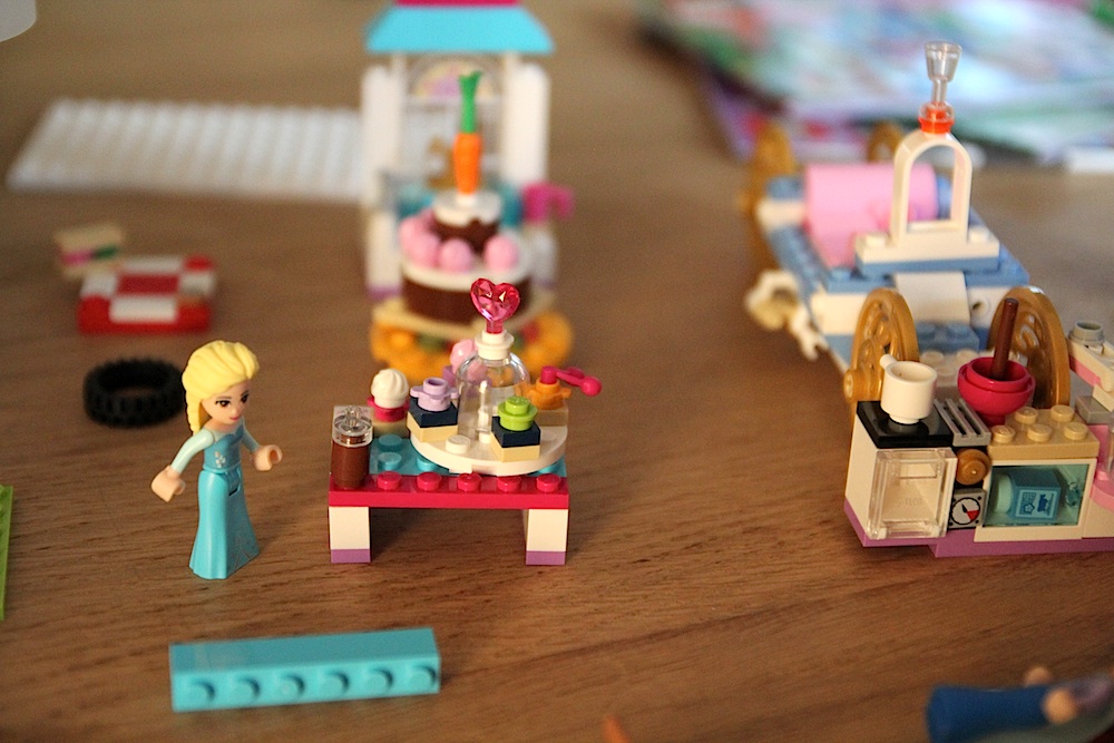 Lego_friends02